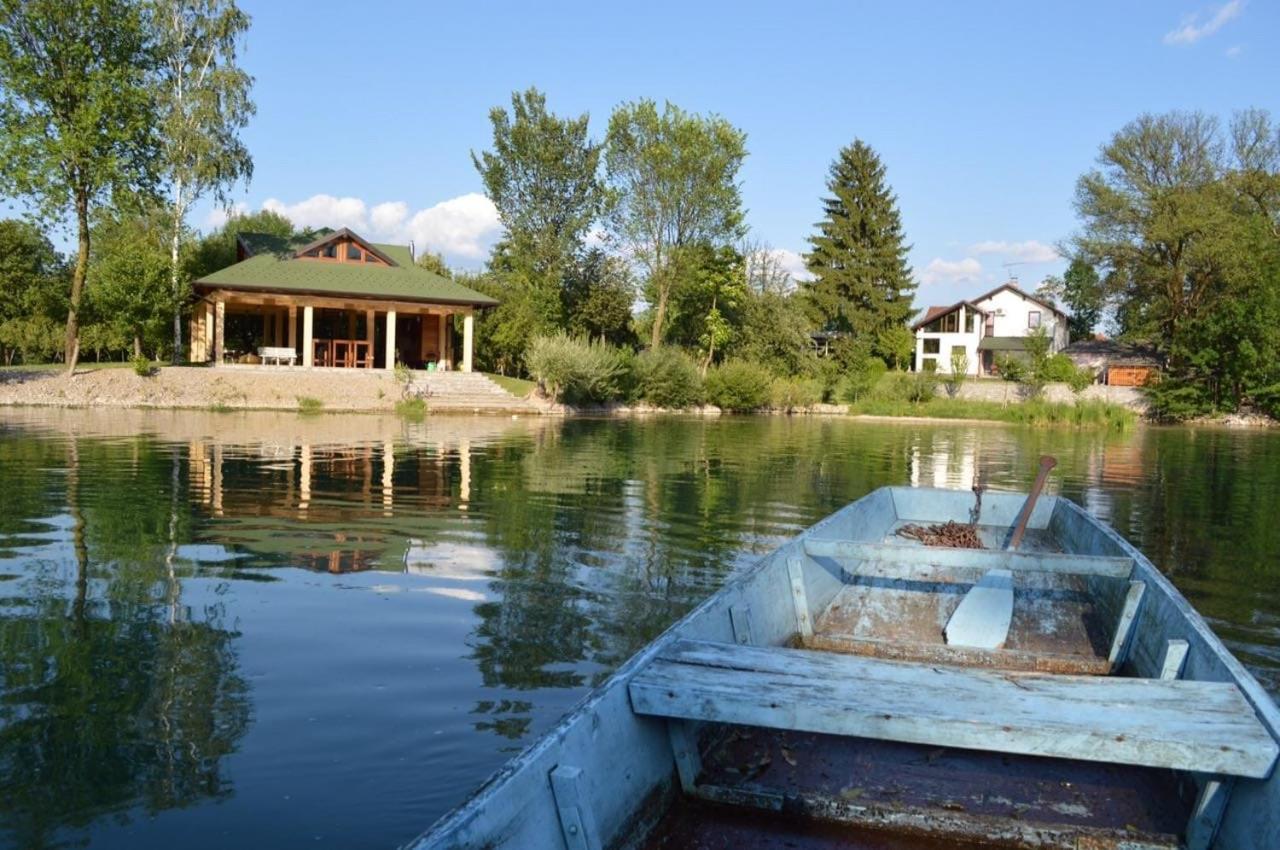 Villa My Island Bihac Bagian luar foto