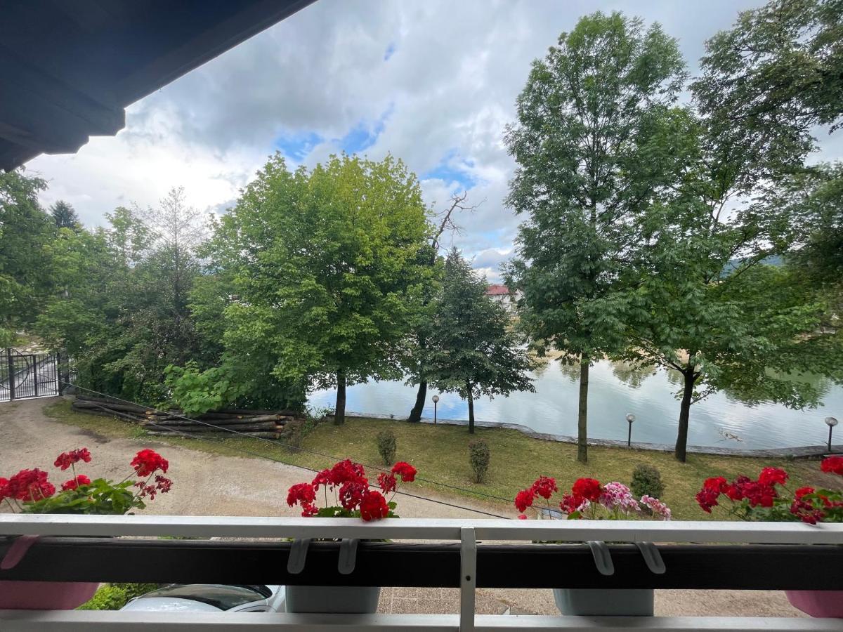 Villa My Island Bihac Bagian luar foto