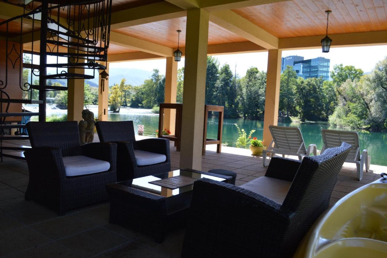 Villa My Island Bihac Bagian luar foto